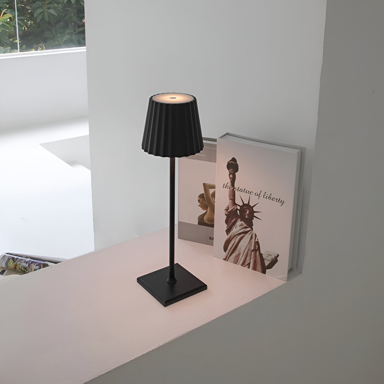 Helvano | Kabellose LED-Tischlampe mit Akku, dimmbar