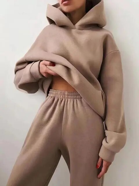 Helvano | Hoodie &amp; Jogginghose Set für Damen