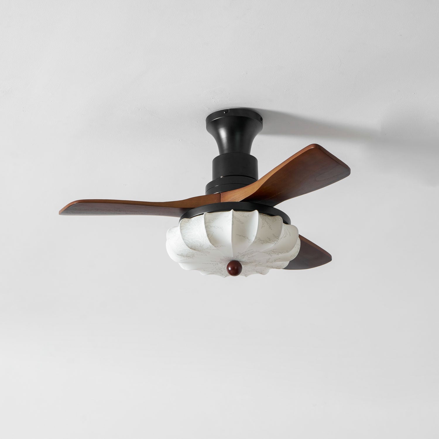 Helvano | Deckenventilator mit Licht und Fernbedienung