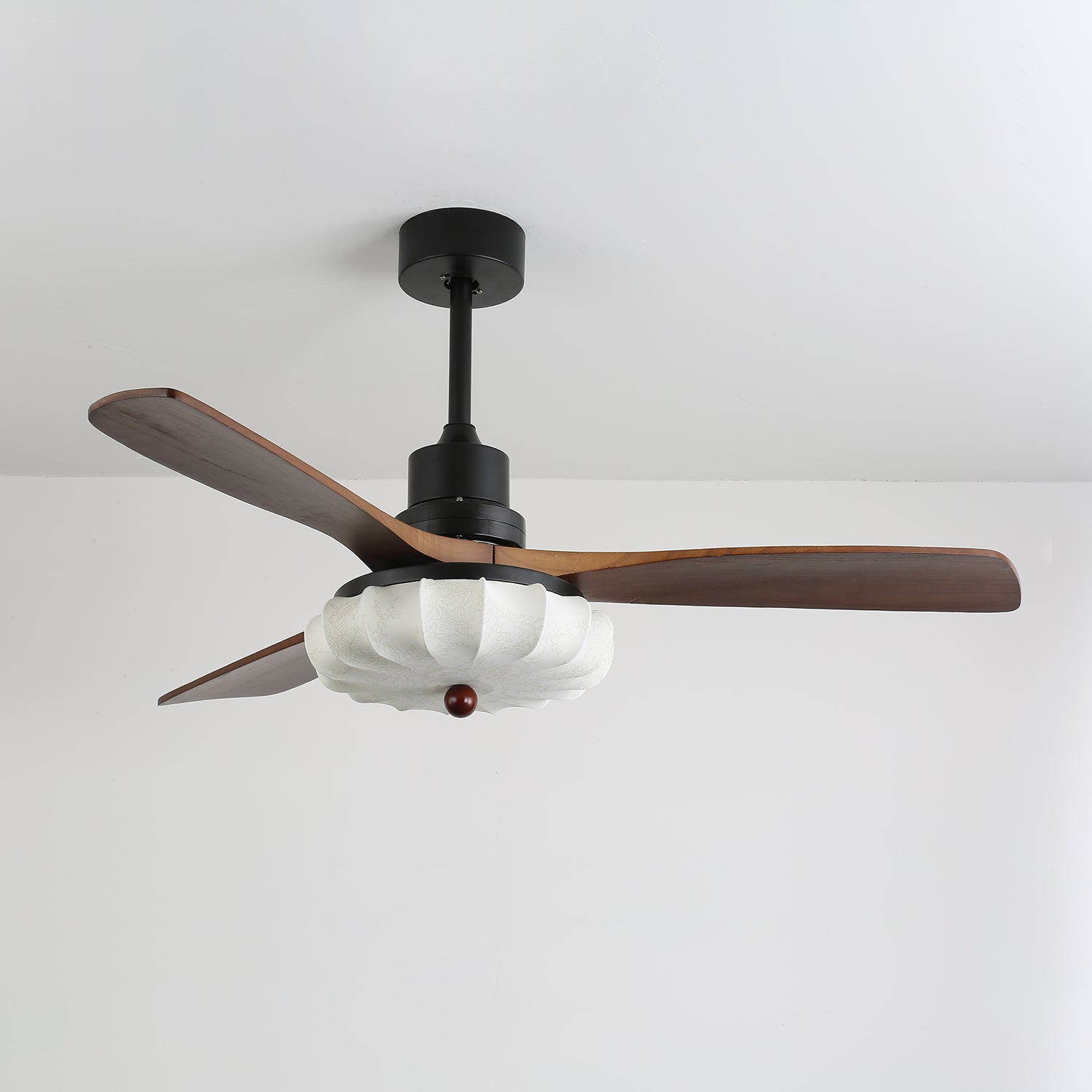 Helvano | Deckenventilator mit Licht und Fernbedienung