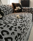 Helvano | Mikrofaser-Sofabezug mit Animal-Print