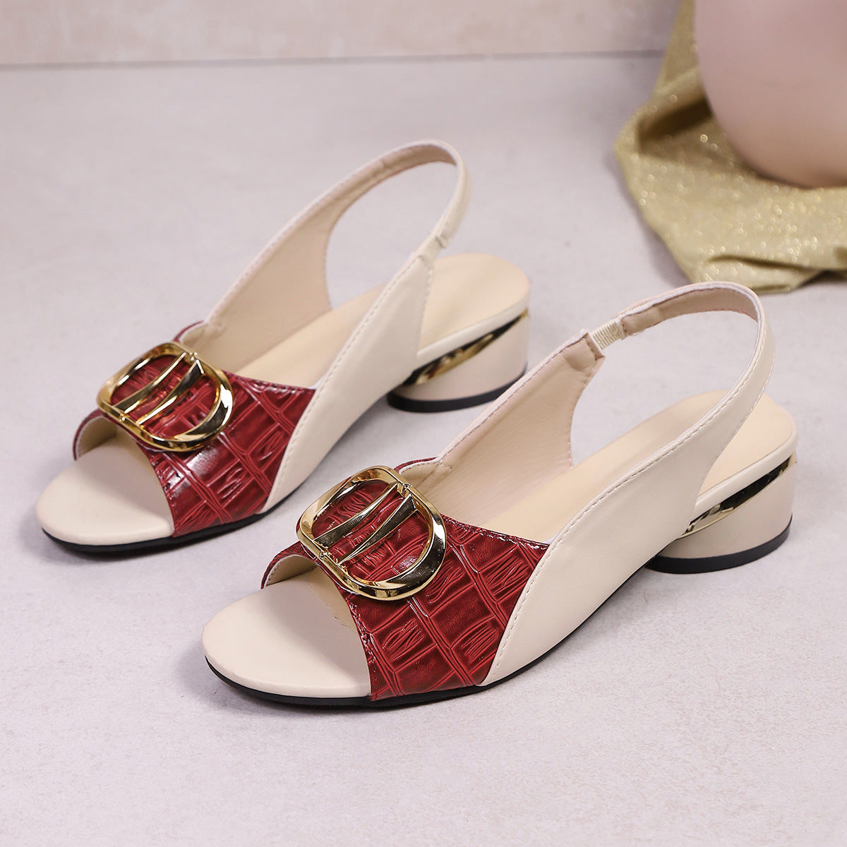 Helvano | Moderne Sandalen für Damen