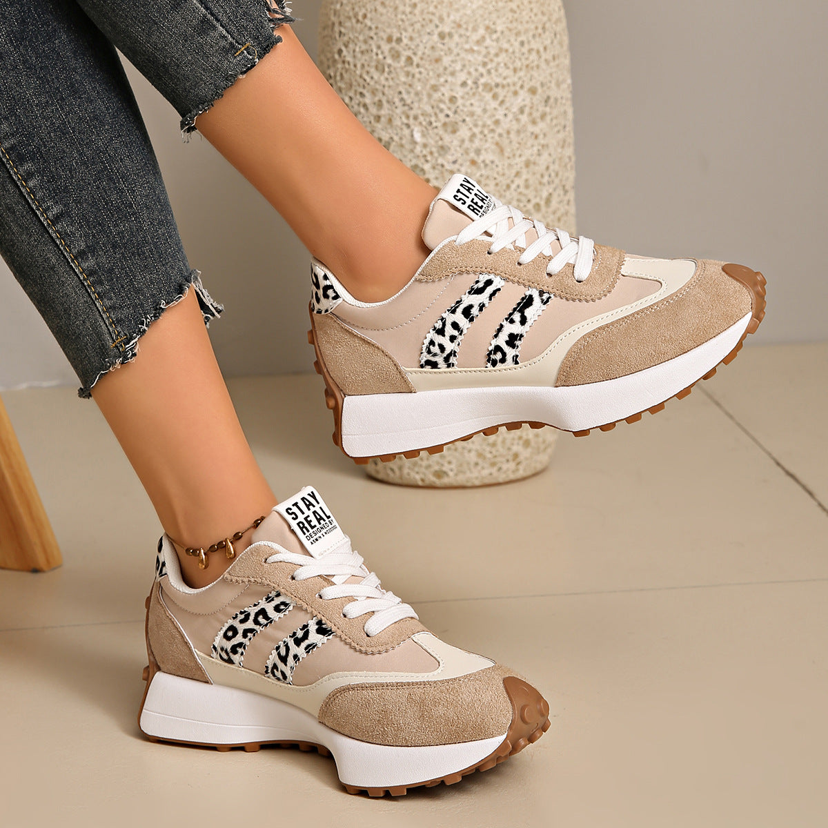 Helvano | Flache Damen-Sneaker zum Schnüren