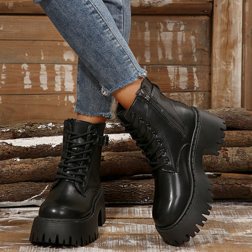 Helvano | Robuste Schnürstiefel mit Profilsohle für Damen