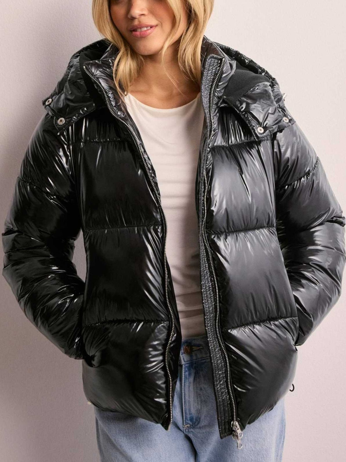 Helvano | Damen Steppjacke mit verstellbarer Kapuze