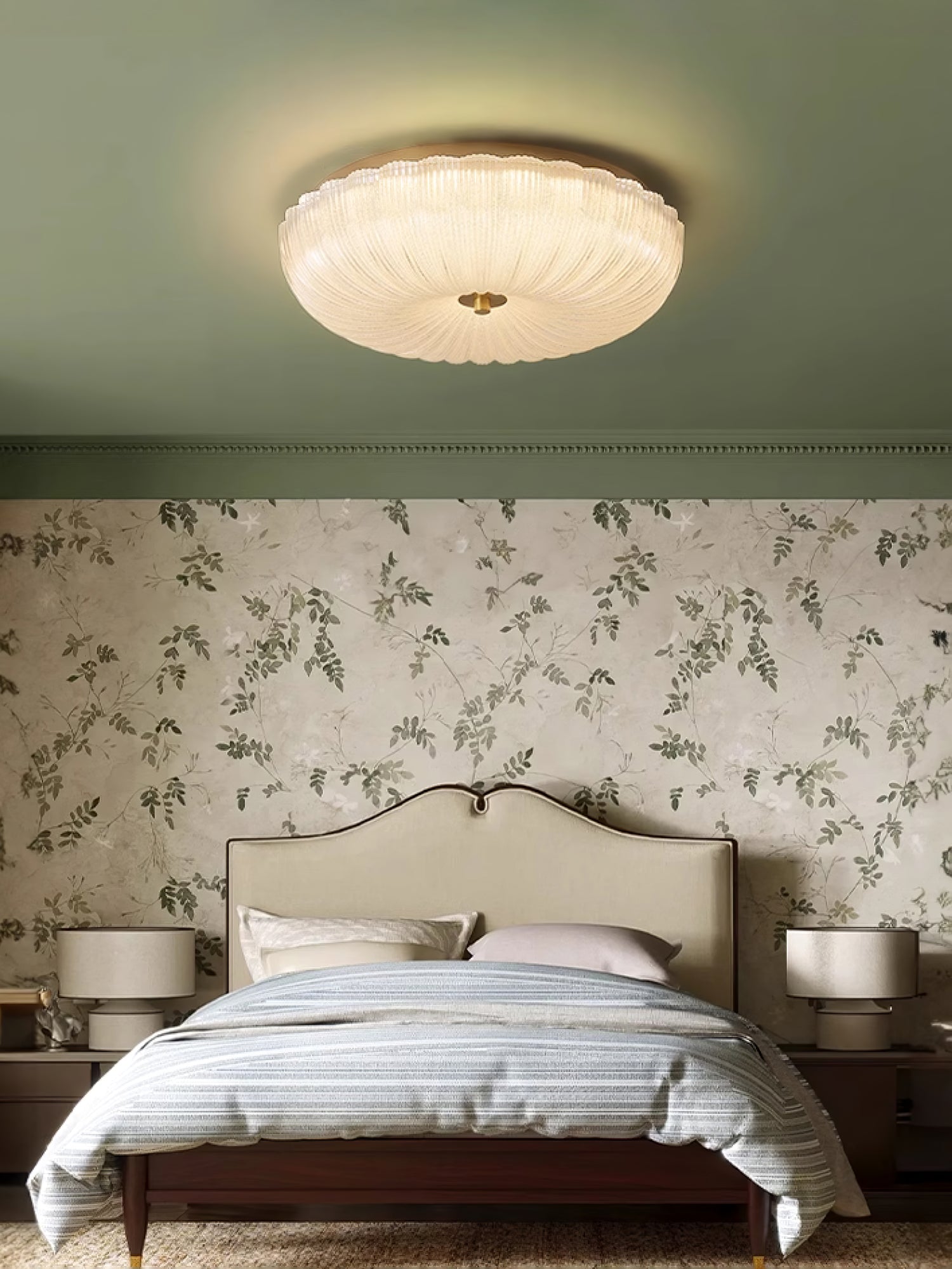 Helvano | Deckenleuchte aus Riffelglas in Gold &amp; Weiss