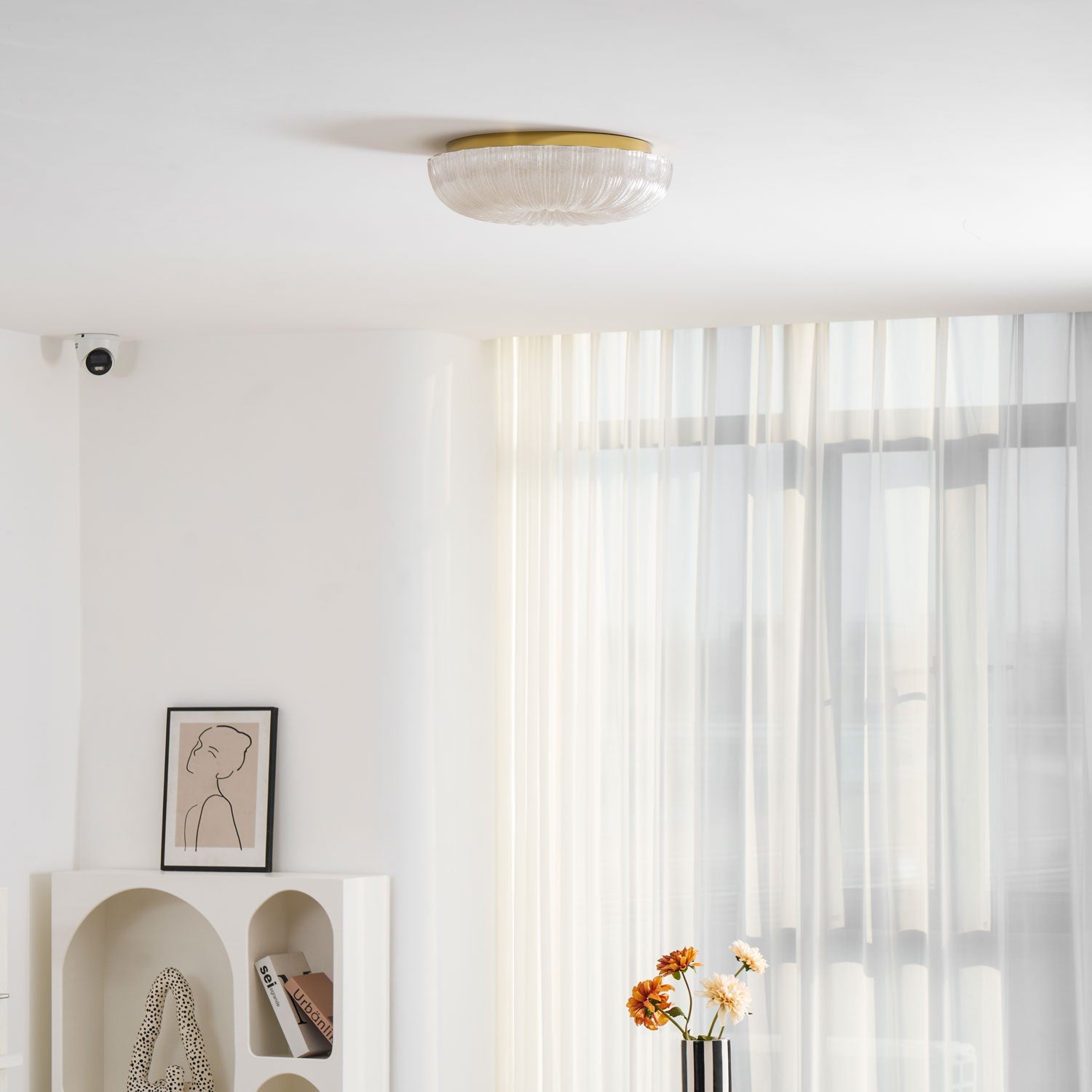 Helvano | Deckenleuchte aus Riffelglas in Gold &amp; Weiss