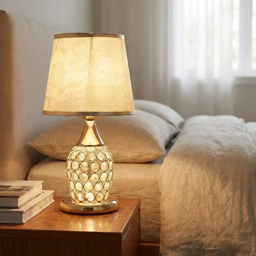 Helvano | Kristall-Tischlampe mit goldenem Trommelschirm