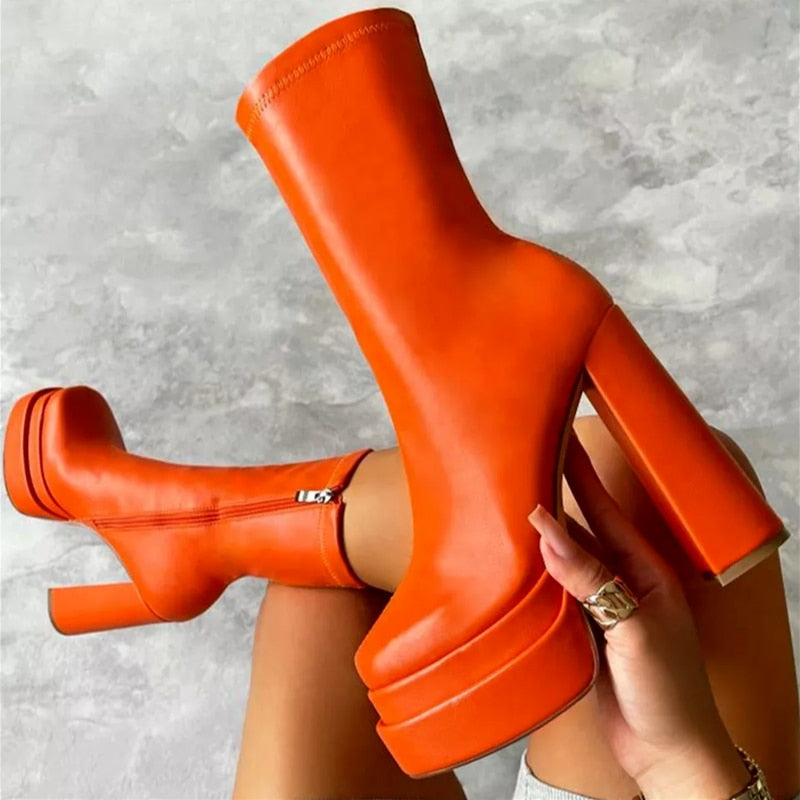 Helvano | Flache Stiefeletten für Damen