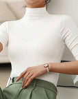 Helvano | Ultradünner nahtloser Rollkragenpullover für Damen