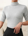 Helvano | Ultradünner nahtloser Rollkragenpullover für Damen