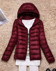 Helvano | Ultraleichte Daunenjacke mit Kapuze für Damen