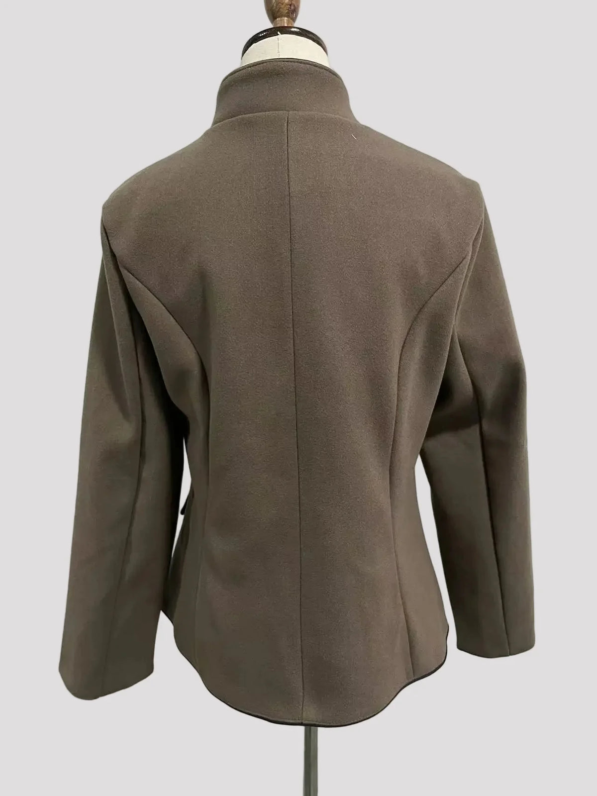 Helvano | Kurzjacke für Damen mit Mehrknopfleiste