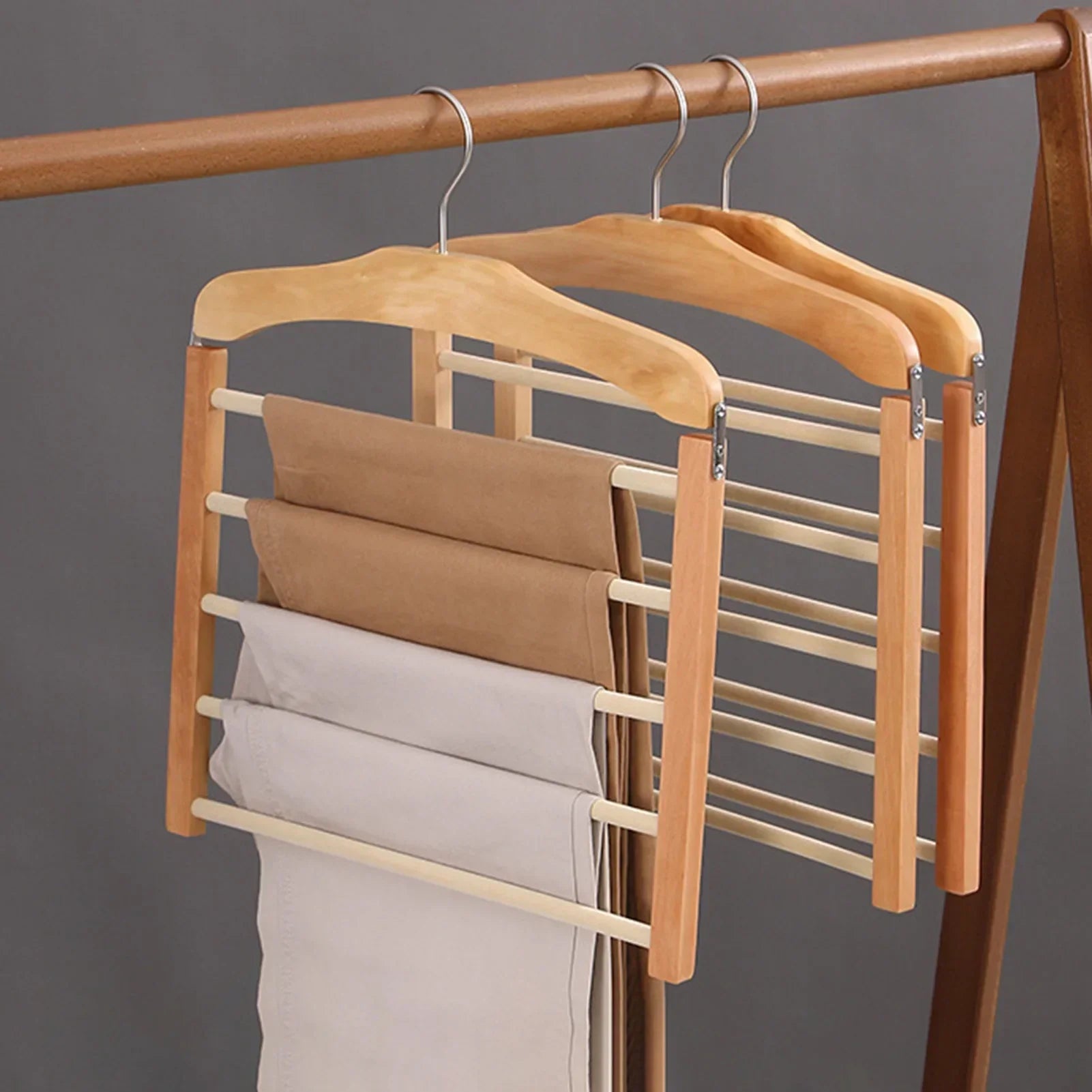 Helvano | Hosenhalter für den Kleiderschrank