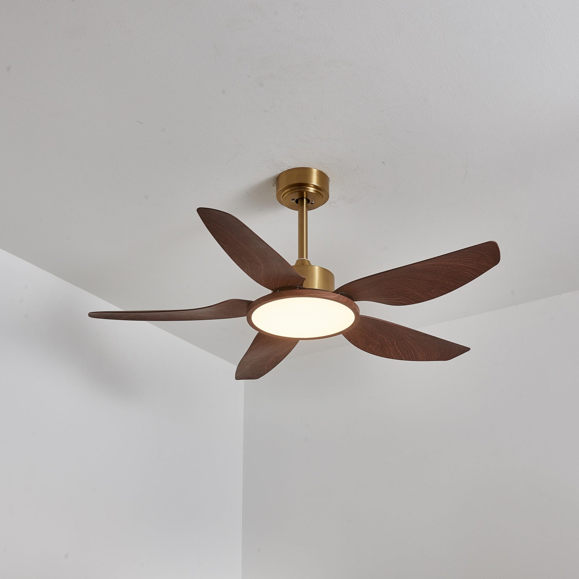 Helvano | Deckenventilator mit LED-Licht und Fernbedienung
