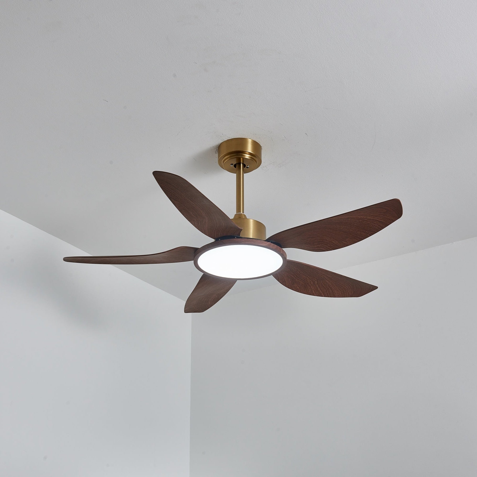 Helvano | Deckenventilator mit LED-Licht und Fernbedienung