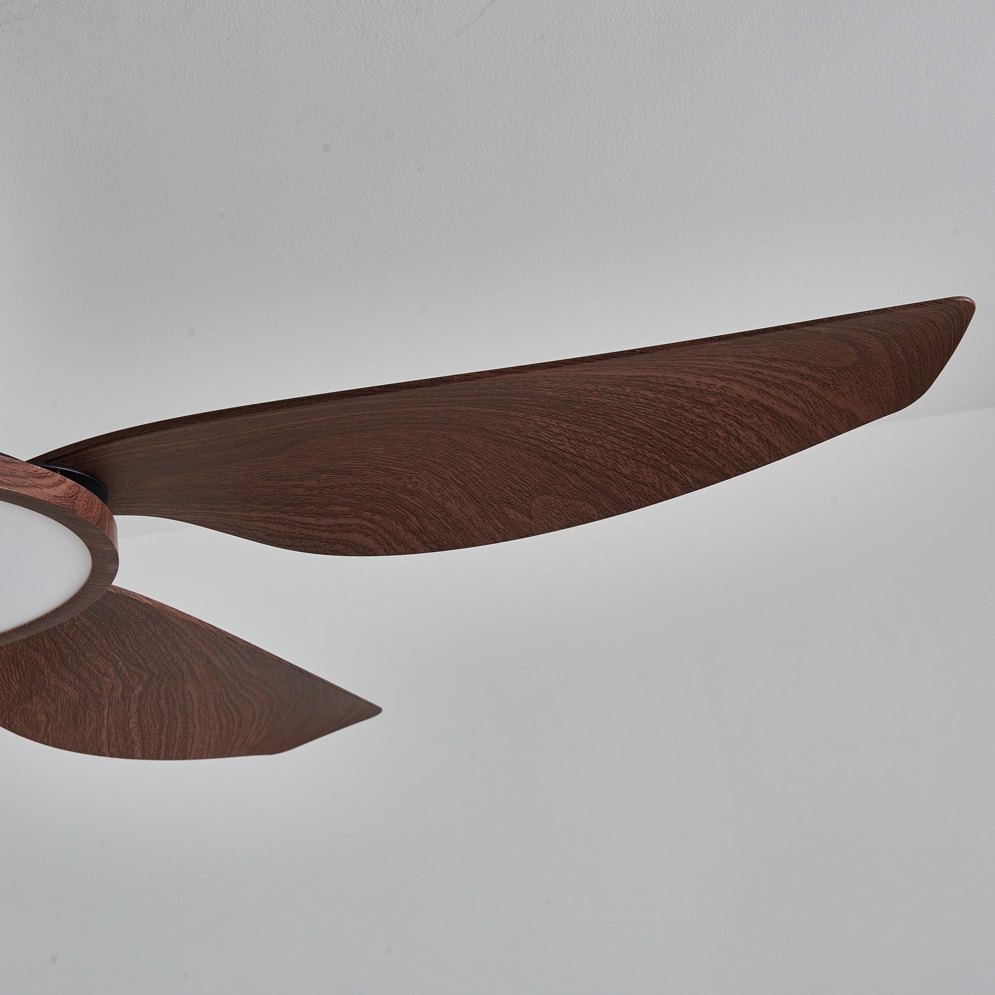 Helvano | Deckenventilator mit LED-Licht und Fernbedienung
