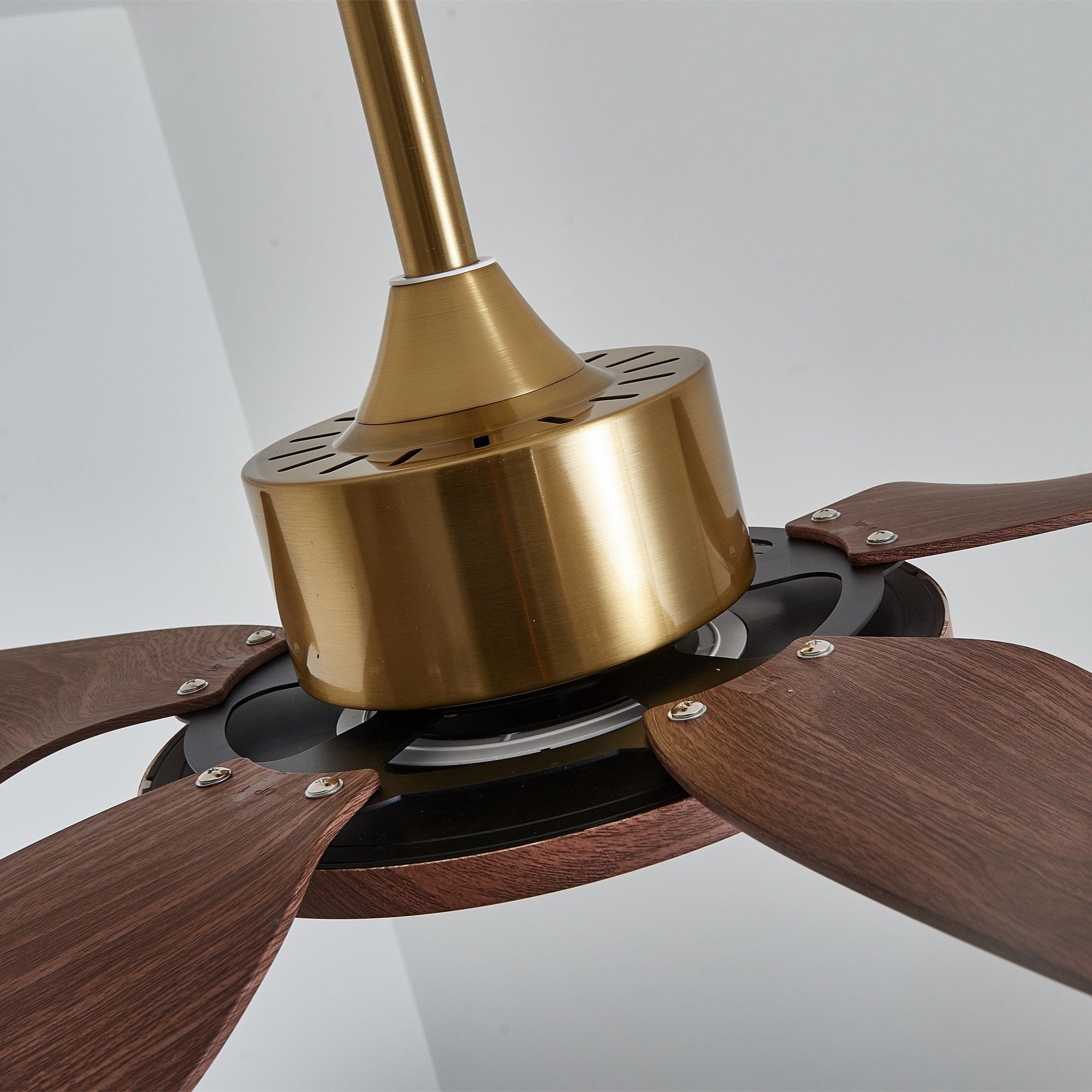 Helvano | Deckenventilator mit LED-Licht und Fernbedienung