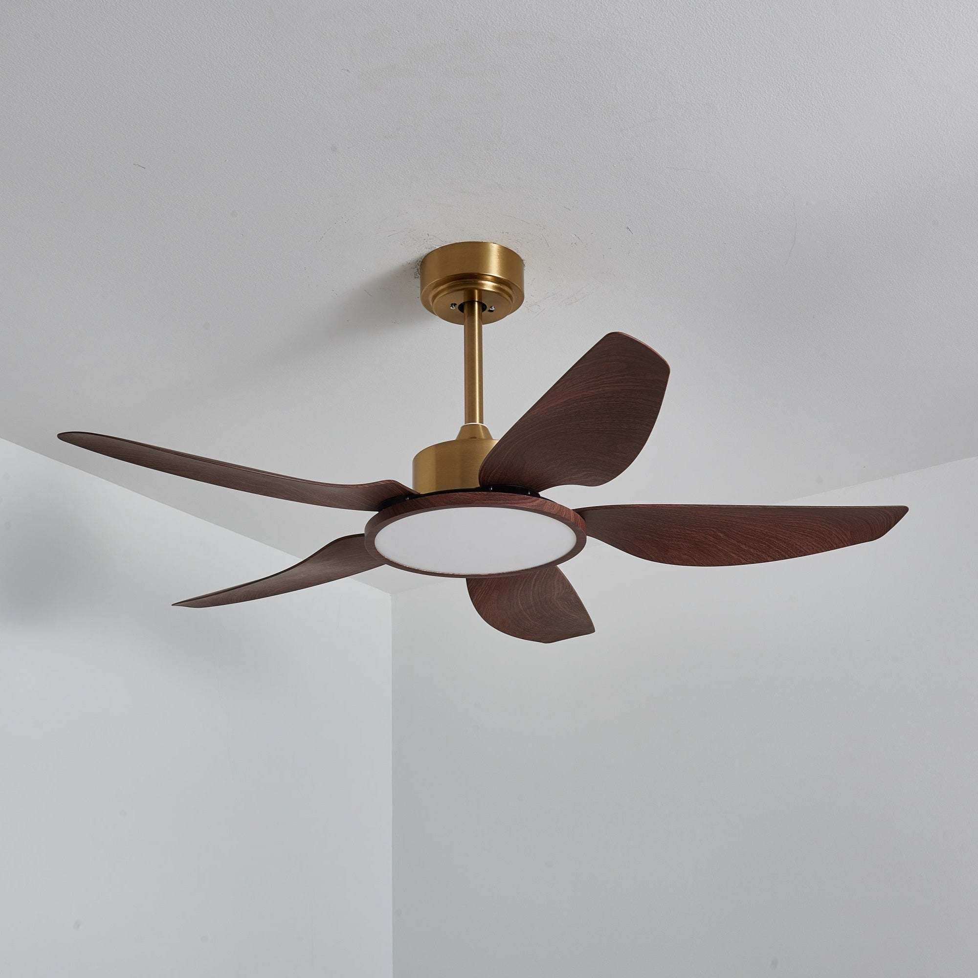 Helvano | Deckenventilator mit LED-Licht und Fernbedienung