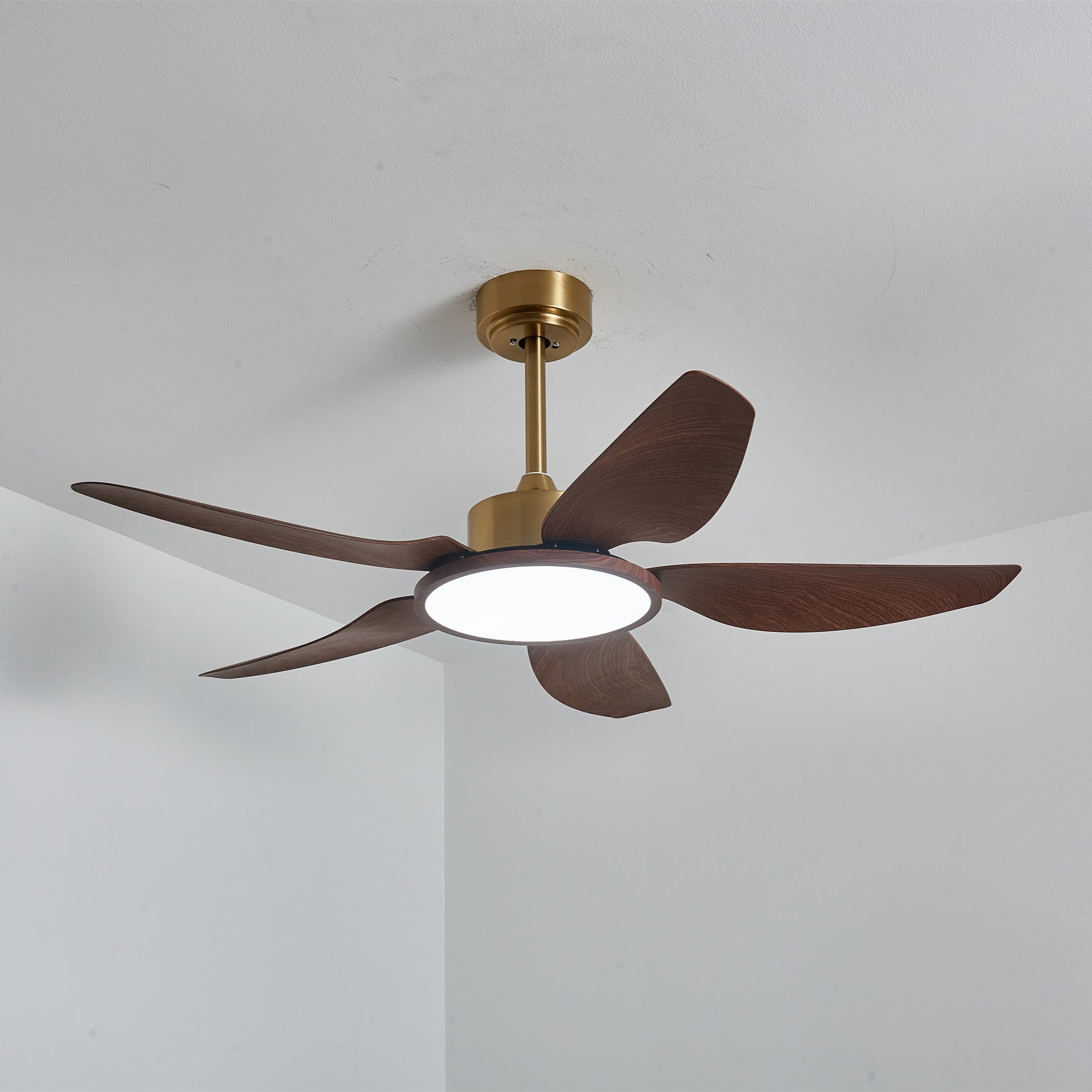 Helvano | Deckenventilator mit LED-Licht und Fernbedienung