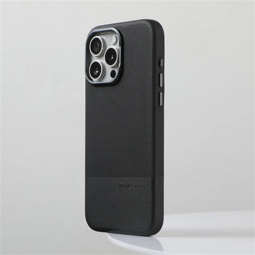 Helvano | iPhone Hülle mit strukturierter Oberfläche