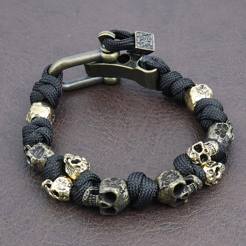 Helvano | Geflochtenes Herren-Armband mit Totenköpfen