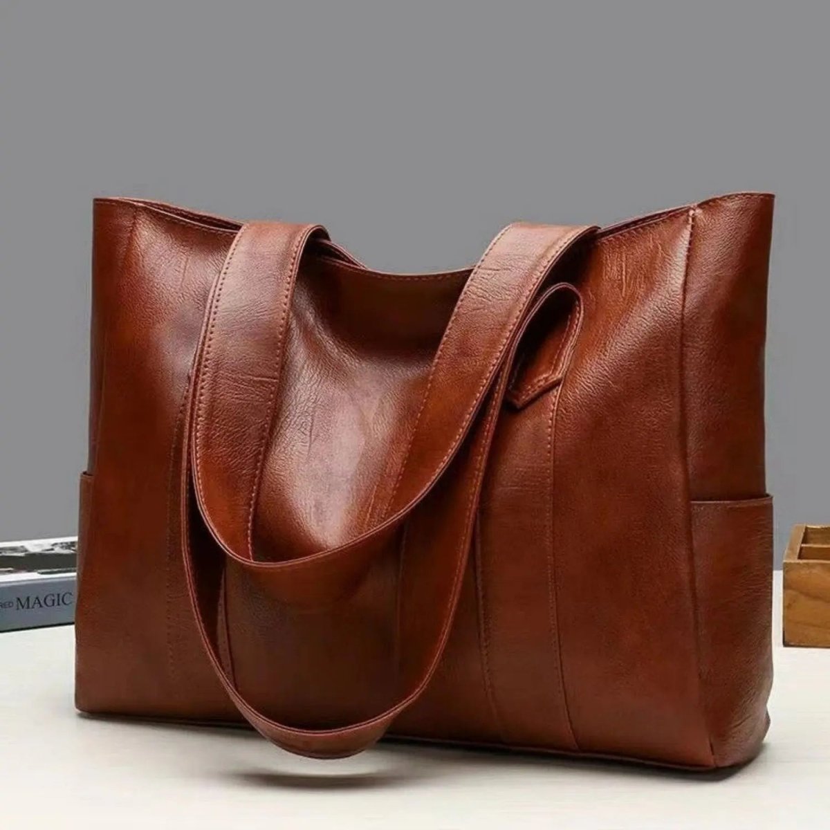 Helvano | Elegante Leder-Schultertasche im Retro-Look