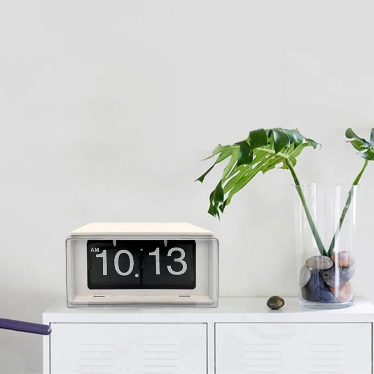 Helvano | Flip Clock im Retro-Stil mit automatischer Anzeige