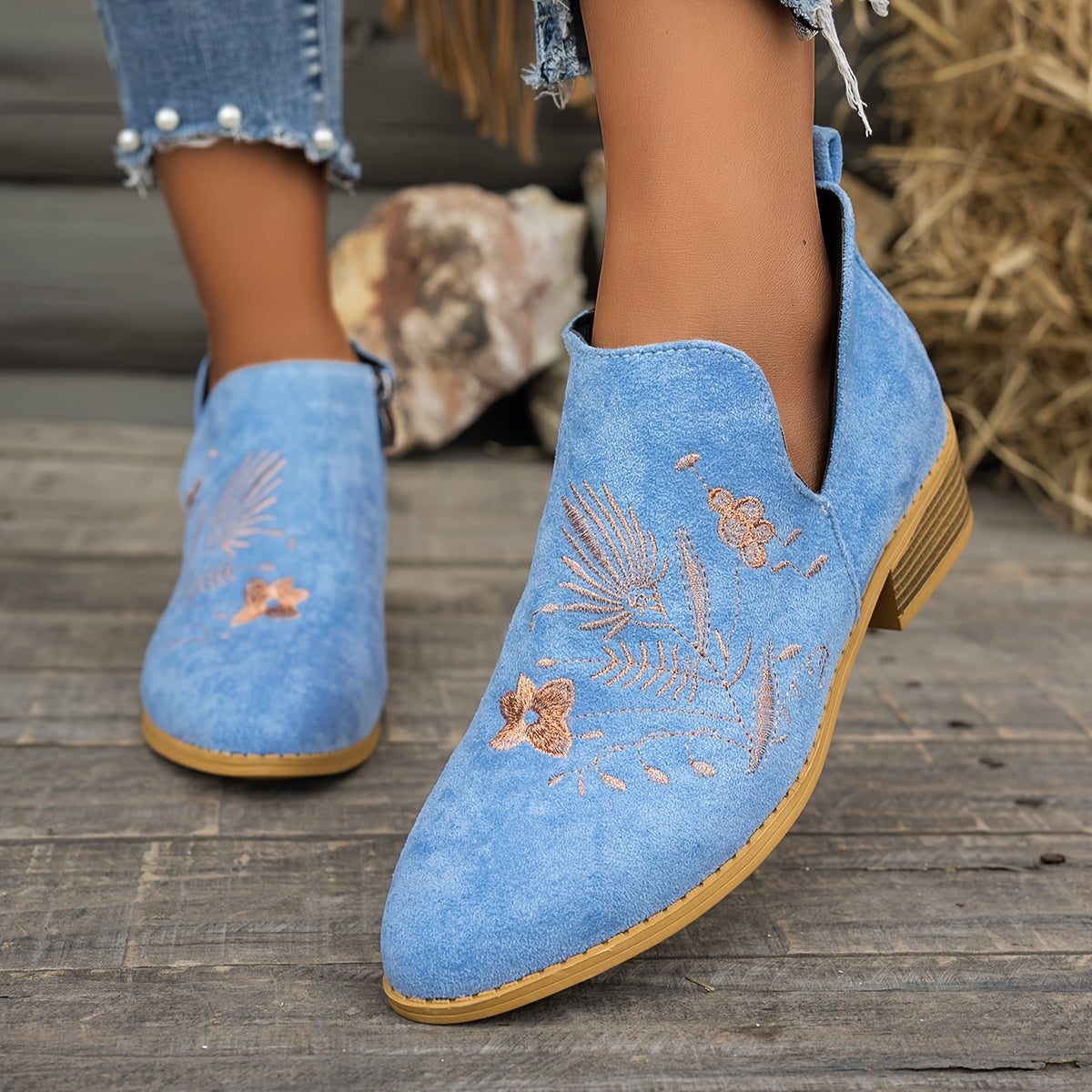 Helvano | Bestickte Stiefeletten mit niedrigem Absatz für Damen