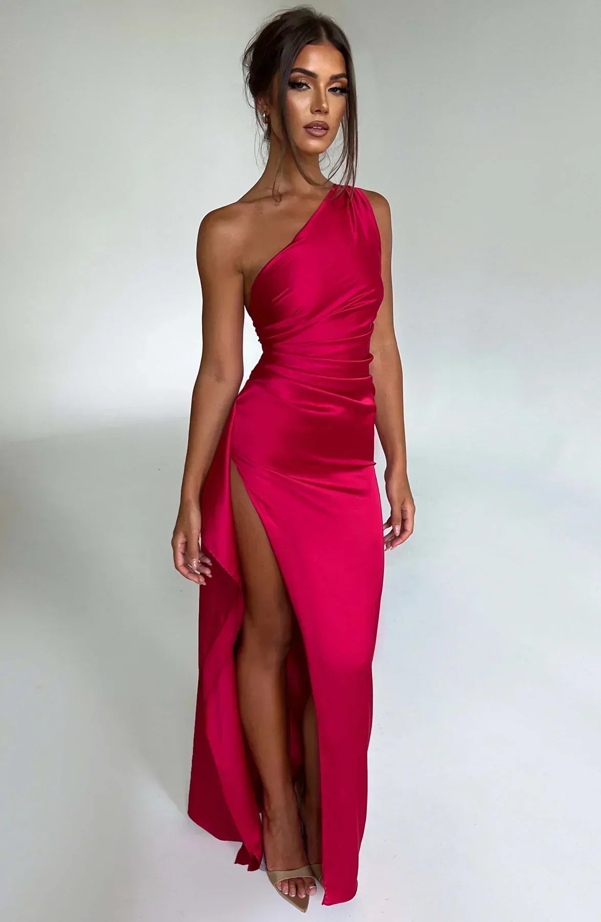 Helvano | Plissiertes Satin-Kleid mit Schlitz für Damen
