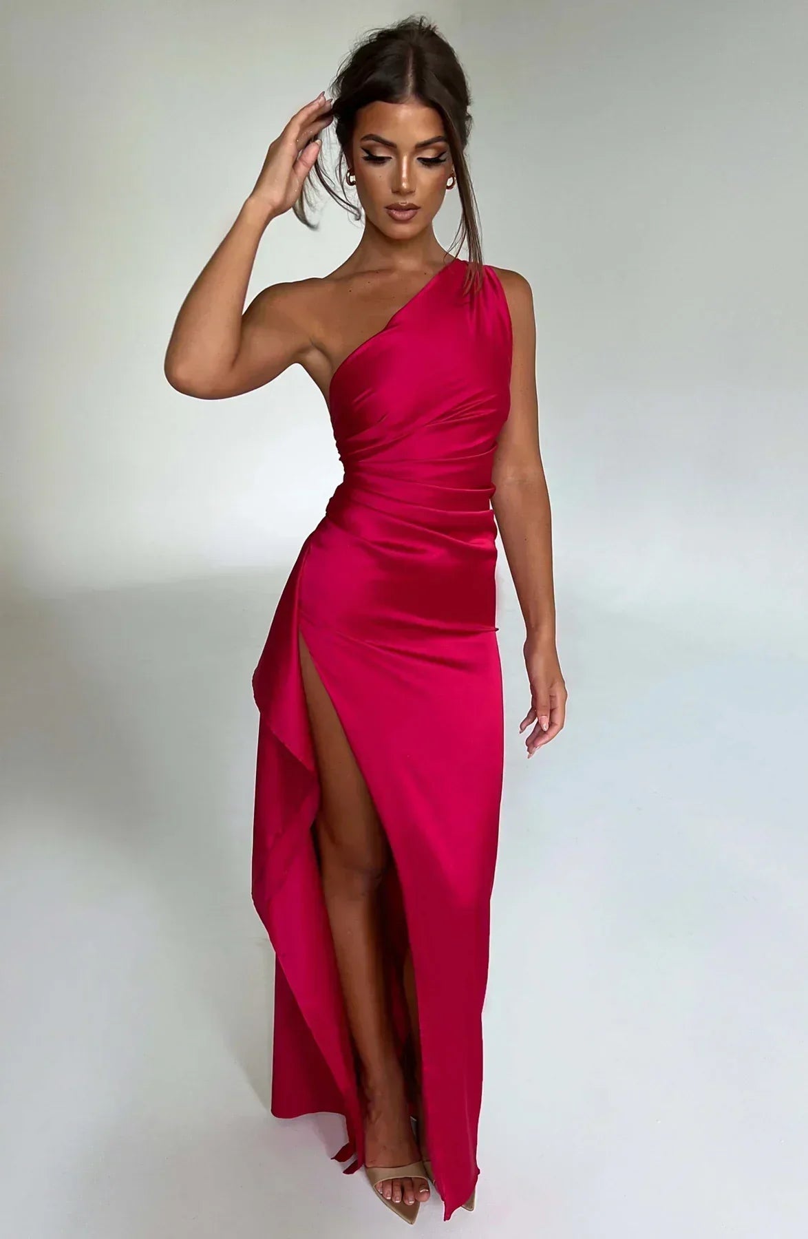 Helvano | Plissiertes Satin-Kleid mit Schlitz für Damen