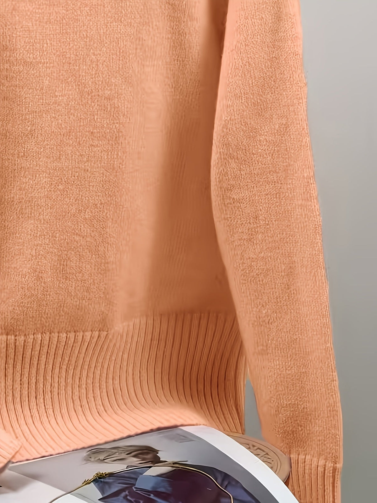 Helvano | Damen Strickjacke mit V-Ausschnitt und Herzknöpfen