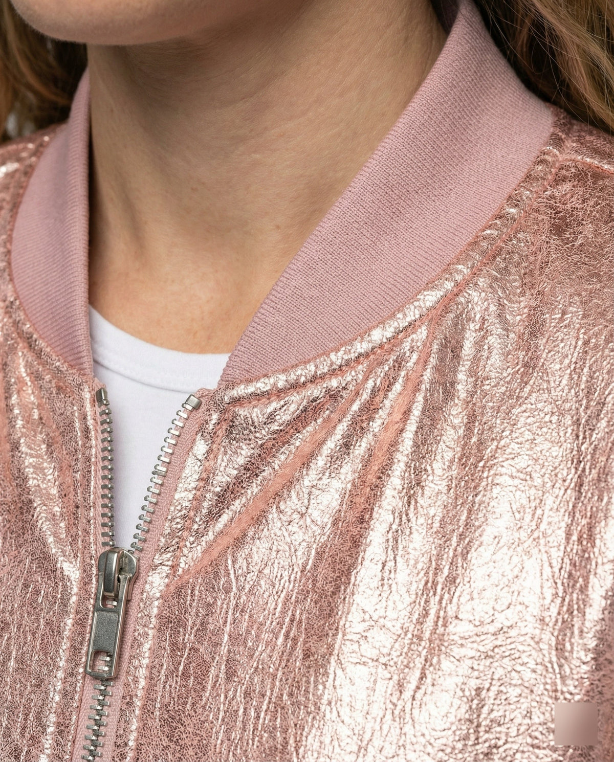 Helvano | Glänzende Bomberjacke für Damen