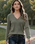 Helvano | Geripptes Feinstrickpullover mit V-Ausschnitt für Damen
