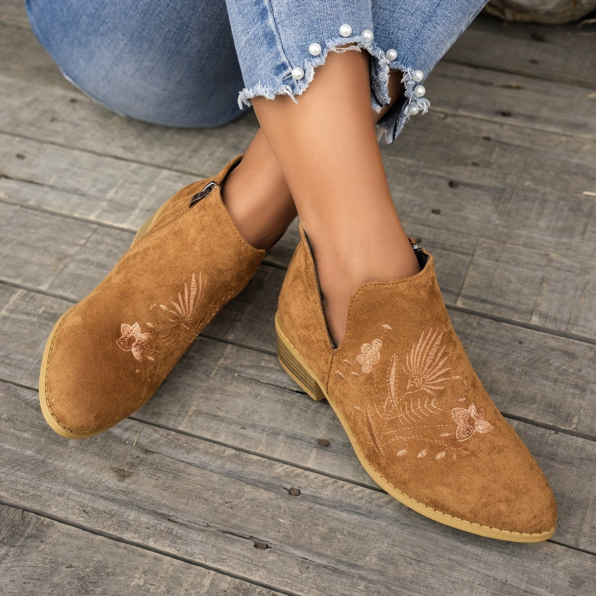 Helvano | Bestickte Stiefeletten mit niedrigem Absatz für Damen