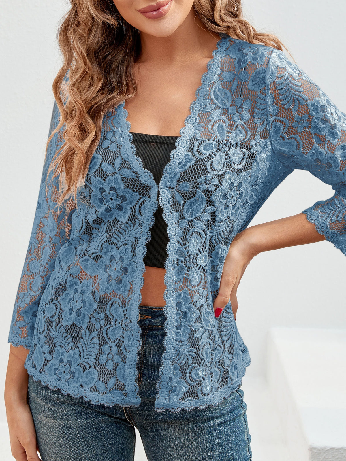 Helvano | Damen Strickjacke mit Blumen-Lochmuster