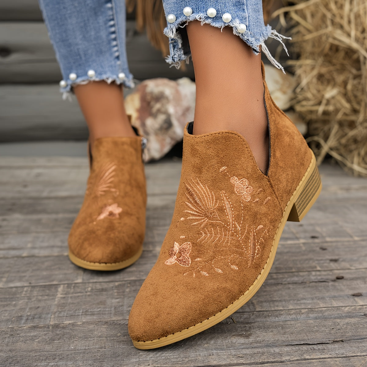 Helvano | Bestickte Stiefeletten mit niedrigem Absatz für Damen