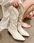Helvano | Bestickte Stiefel für Damen in Wadenhöhe