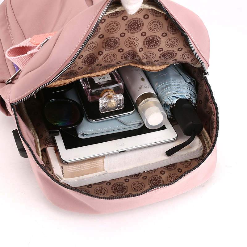 Helvano | Anti-Diebstahl-Rucksack mit USB-Anschluss