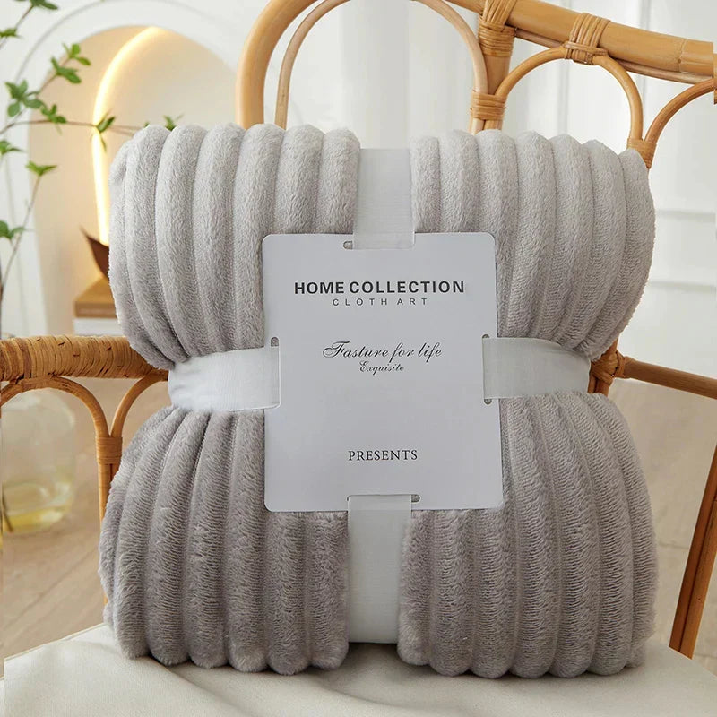 Helvano | Gestreifte Flauschige Fleece-Decke