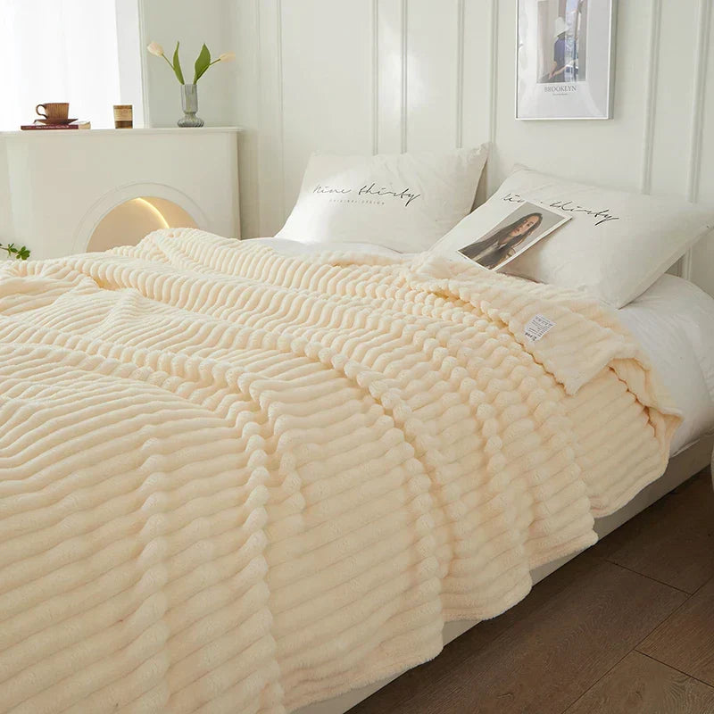 Helvano | Gestreifte Flauschige Fleece-Decke