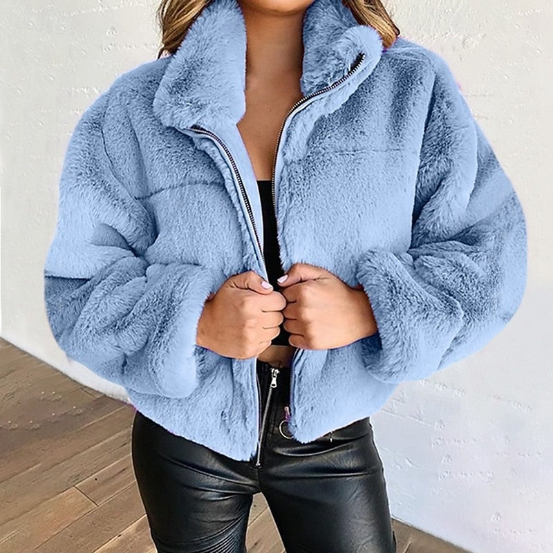 Helvano | Kurze Plüschjacke mit Reissverschluss für Damen